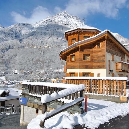 Casa Vacanza La Rocca К'єза-ін-Вальмаленко Екстер'єр фото