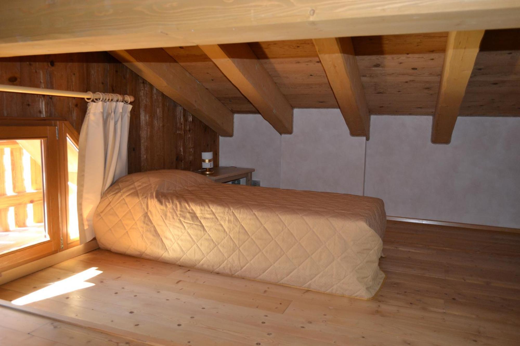 Casa Vacanza La Rocca К'єза-ін-Вальмаленко Екстер'єр фото